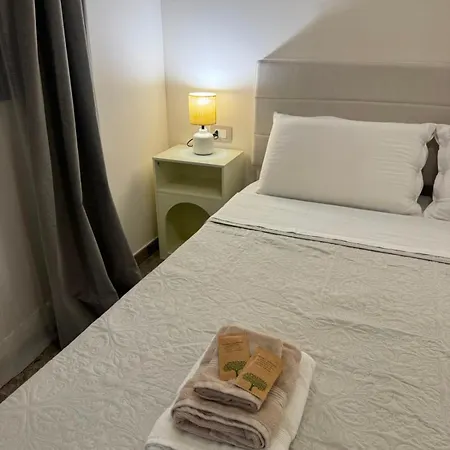 Le Quattro Porte Bed & Breakfast 4*